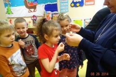 8 grudnia dzieci otrzymały cudowny medalik