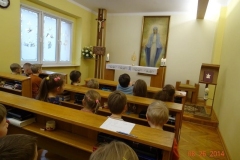 8-grudnia-dzieci-otrzymaly-cudowny-medalik-1