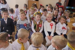 Akademia-na-Dzien-Niepodleglosci-8.-11-37