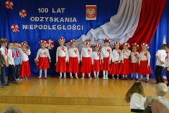 Akademia-na-Dzien-Niepodleglosci-8.-11-42