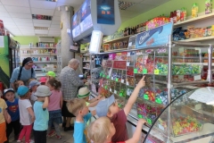 Boze-Duszki-w-sklepie-4.05-2