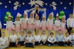 Dla-Babci-i-Dziadka-grupa-Aniolki-9