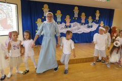 DZIEN-ANIOLA-STROZA-02.10-14