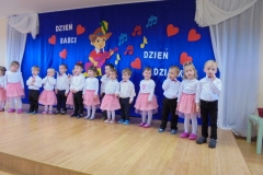 Dzien-Babci-i-Dziadka-w-grupie-Boze-Duszki-09.02-10