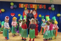 Dzien-Babci-i-Dziadka-w-grupie-Boze-Duszki-i-Sloneczka-25.01-1