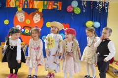 Dzien-Babci-i-Dziadka-w-grupie-Boze-Duszki-i-Sloneczka-25.01-23