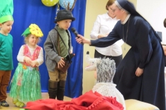 Dzien-Babci-i-Dziadka-w-grupie-Boze-Duszki-i-Sloneczka-25.01-51