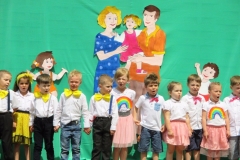 Dzien-Mamy-i-Taty-w-grupie-Aniolkow-i-Sloneczek-24.05-12