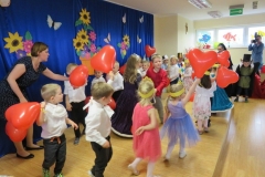 DZIEN-MAMY-I-TATY-W-GRUPIE-BOZE-DUSZKI-24-05-5