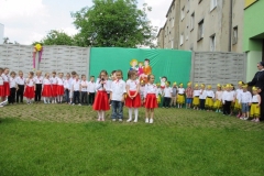 Dzien-Mamy-i-Taty-w-grupie-Promyczkow-i-Bozych-Duszkow-24.05-11