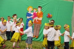 Dzien-Mamy-i-Taty-w-grupie-Promyczkow-i-Bozych-Duszkow-24.05-21