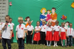 Dzien-Mamy-i-Taty-w-grupie-Promyczkow-i-Bozych-Duszkow-24.05-25