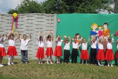 Dzien-Mamy-i-Taty-w-grupie-Promyczkow-i-Bozych-Duszkow-24.05-26