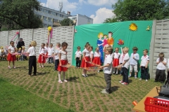 Dzien-Mamy-i-Taty-w-grupie-Promyczkow-i-Bozych-Duszkow-24.05-4