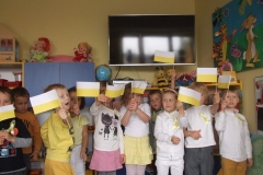 Dzien-Papieski-w-grupie-Promyczki-i-Aniolki-16.10-5