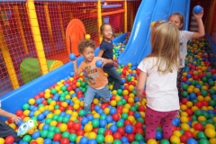 Dzien-Przedszkolaka-wycieczka-do-Fabryki-Smiechu-Michalek-20.09-19