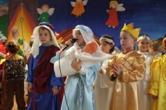 Jaselka-dzieci-56-l.-i-4-l.-17.12-10