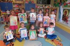 Matka-Boza-praca-plastyczna-Rodzicow-i-dzieci-4