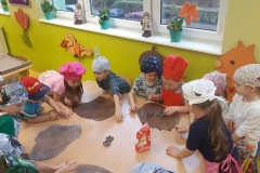 Motylki-i-Sloneczka-pieka-pierniczki-na-swieta-6