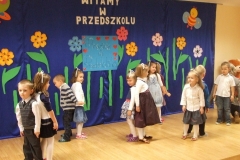 Pasowanie-na-Przedszkolaka-w-grupie-4-latkow-6.11-12