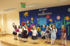 Pasowanie-na-Przedszkolaka-w-grupie-4-latkow-6.11-16