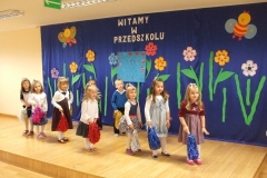 Pasowanie-na-Przedszkolaka-w-grupie-4-latkow-6.11-18