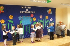Pasowanie-na-Przedszkolaka-w-grupie-4-latkow-6.11-21