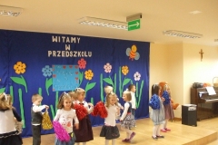 Pasowanie-na-Przedszkolaka-w-grupie-4-latkow-6.11-4