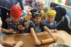 Pieczemy-pierniczki-9.12-5
