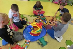 Pierwsze-zabawy-w-przedszkolu-19