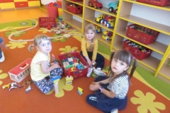 Pierwsze zabawy w przedszkolu