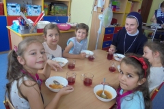 Pierwsze-zabawy-w-przedszkolu-5