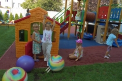 Pierwsze-zabawy-w-przedszkolu-6