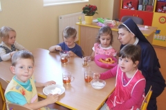 Pierwszy-dzien-w-przedszkolu-1-09-6