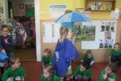 Program-artystyczny-w-wykonaniu-starszakow-z-okazji-dnia-Edukacji-Narodowej-–-14.10-2