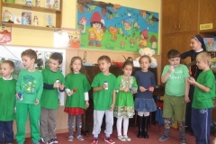 Program-artystyczny-w-wykonaniu-starszakow-z-okazji-dnia-Edukacji-Narodowej-–-14.10-3