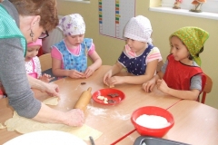 PROMYCZKI-PIEKA-SMACZNE-ROGALIKI-10.11-1