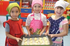 PROMYCZKI-PIEKA-SMACZNE-ROGALIKI-10.11-11