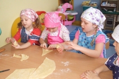 PROMYCZKI-PIEKA-SMACZNE-ROGALIKI-10.11-4