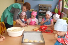 PROMYCZKI-PIEKA-SMACZNE-ROGALIKI-10.11-7