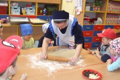 PROMYCZKI-PIEKA-SMACZNE-ROGALIKI-10.11-8