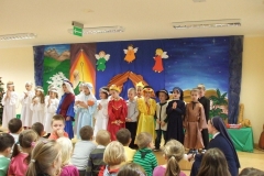 Przedstawiamy-Jaselka-dla-dzieci-ze-Szkoly-podstawowej-nr-85-22.01-13