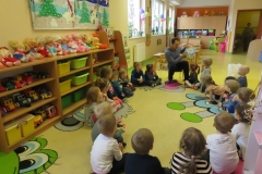 Rodzice-czytaja-dzieciom-1