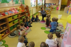 Rodzice-czytaja-dzieciom-2