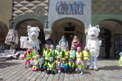 Sloneczka-i-Boze-Duszki-na-wycieczce-do-Groty-Solnej-i-na-Stary-Rynek-22.04-5