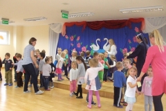 Spotkanie-integracyjne-w-grupie-Aniolki-i-Sloneczka-21.10-8