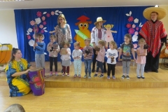 Spotkanie-z-grupa-Misyjna-i-klerykiem-Michalem-absolwentem-przedszkola-11.12-10