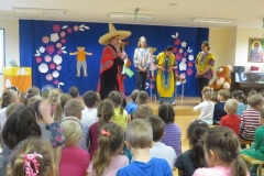 Spotkanie-z-grupa-Misyjna-i-klerykiem-Michalem-absolwentem-przedszkola-11.12-12