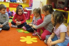 Spotkanie-z-mama-i-ciocia-Moniki-poznajemy-skrzypce-i-wiolonczele-16.03-14