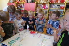 Spotkanie-z-pielegniarka-p.-Brygida-babcia-Zuzi-w-gr.-Boze-Duszki-19.09-3